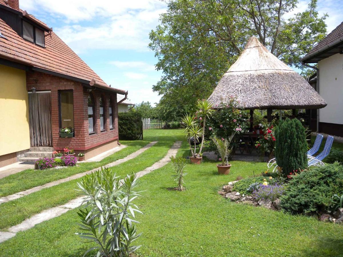 Apartment Balatonbereny 4 Exteriér fotografie