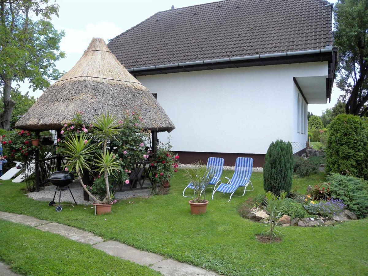 Apartment Balatonbereny 4 Exteriér fotografie