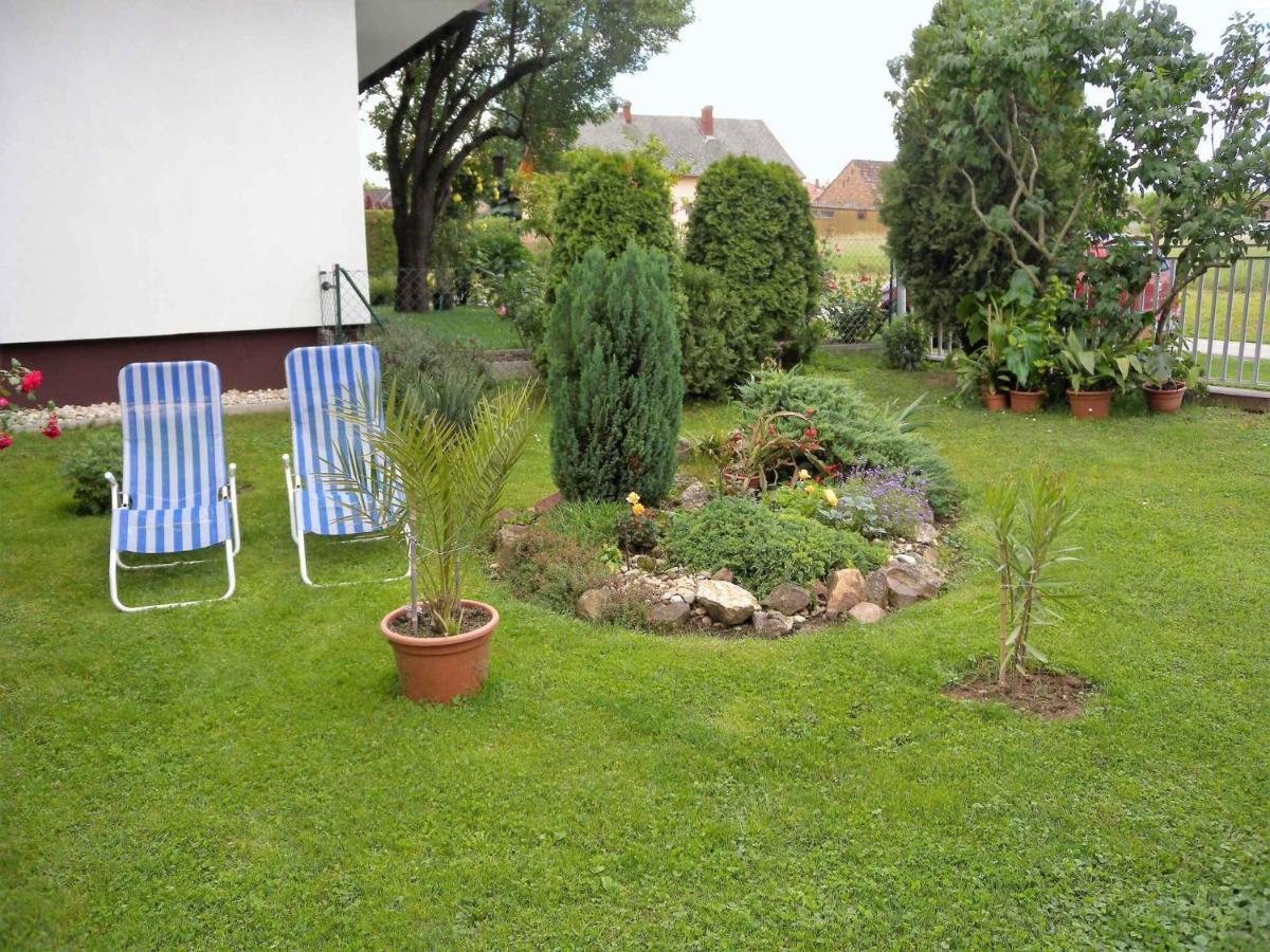 Apartment Balatonbereny 4 Exteriér fotografie